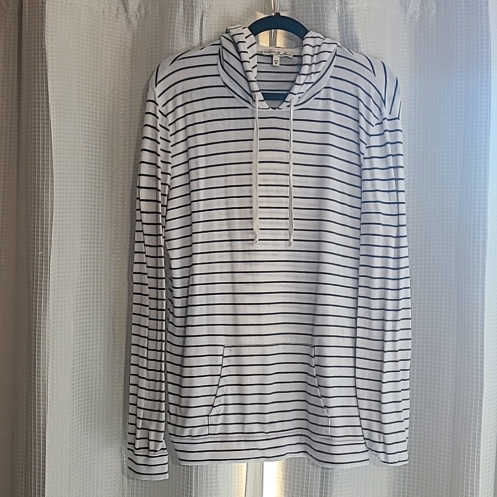 Express One Eleven Lightweight hoodie